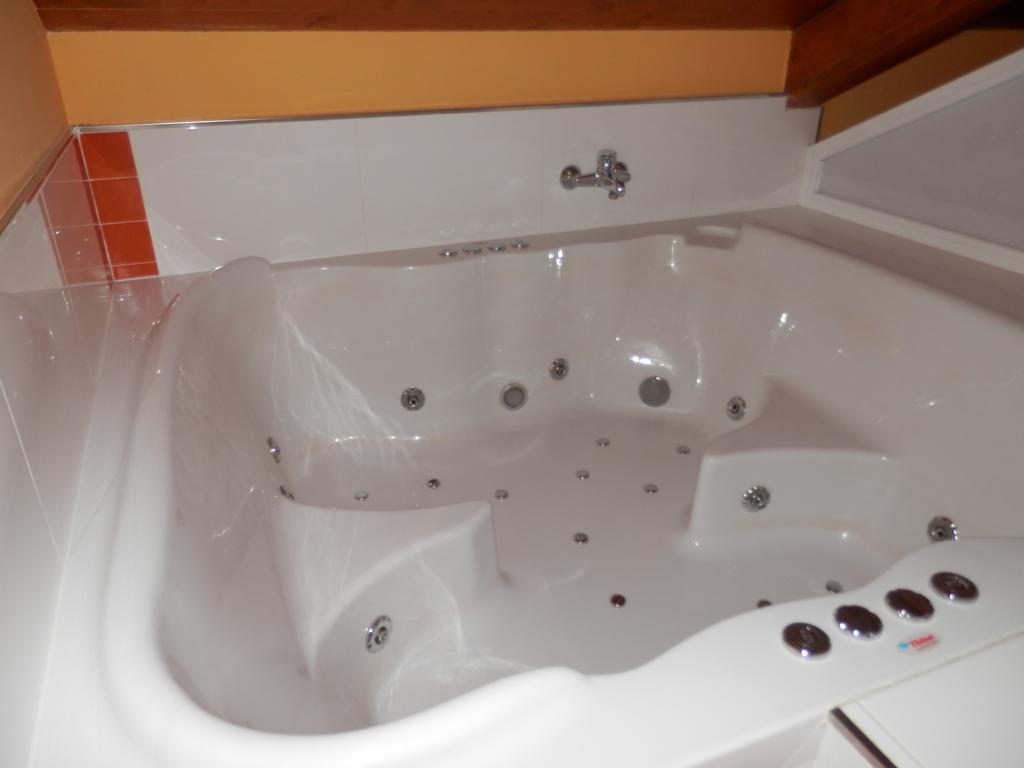 Apartamentos Monte Hernanz Риаса Экстерьер фото